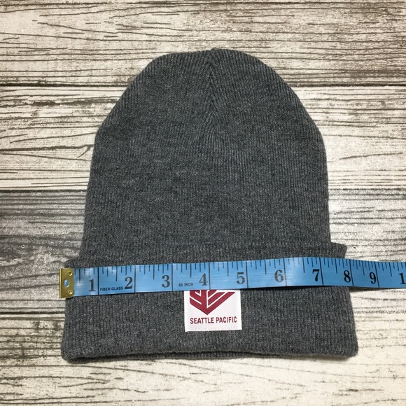 Seattle Pacific University SPU Beanie Gray - Picture 2 of 5